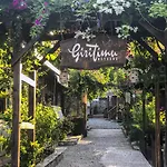 Giritimu Evleri Holiday home *